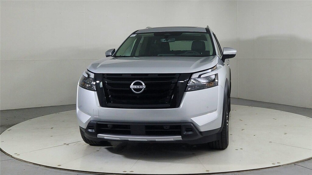 New 2025 Nissan Pathfinder Platinum SUV