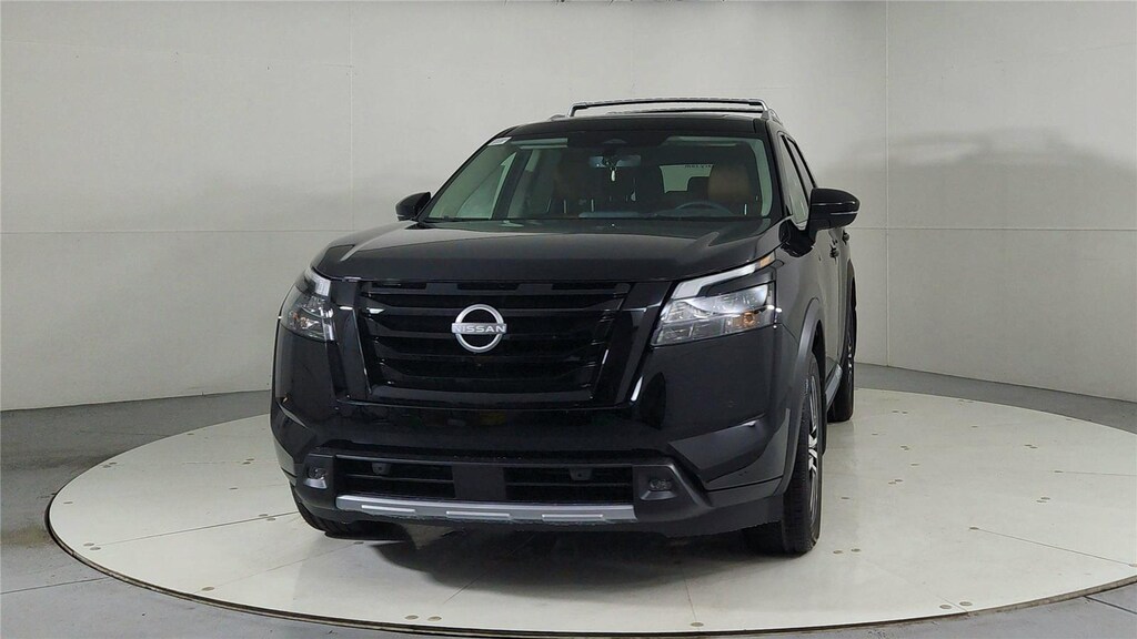 New 2025 Nissan Pathfinder Platinum SUV