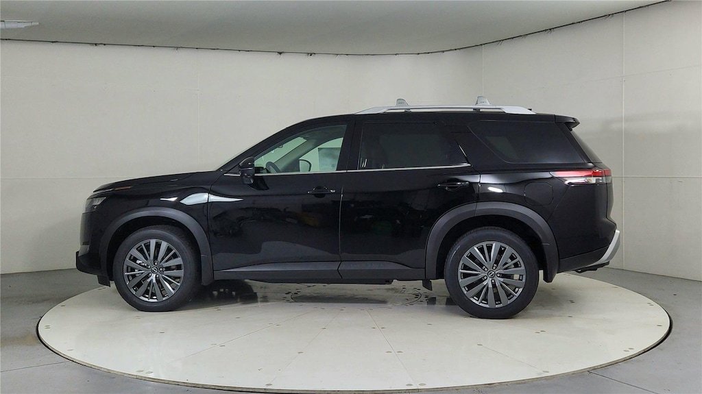 New 2025 Nissan Pathfinder SL SUV