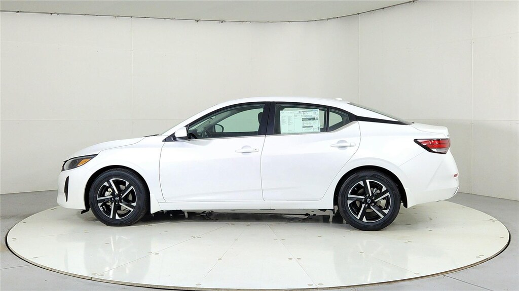 New 2025 Nissan Sentra SV Sedan