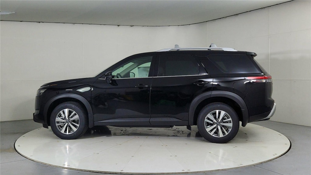 New 2025 Nissan Pathfinder SL SUV