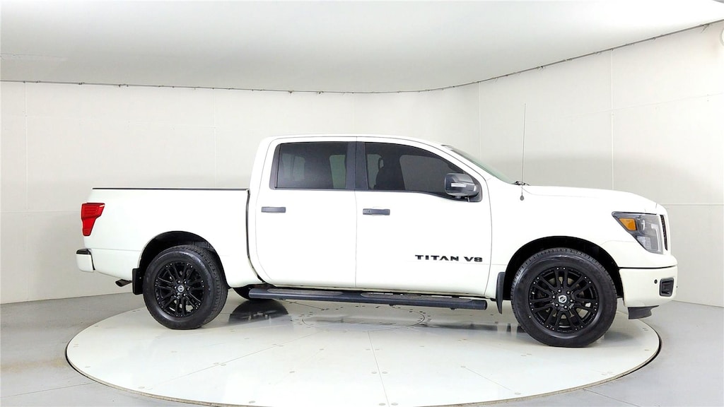 Used 2018 Nissan Titan SV Truck