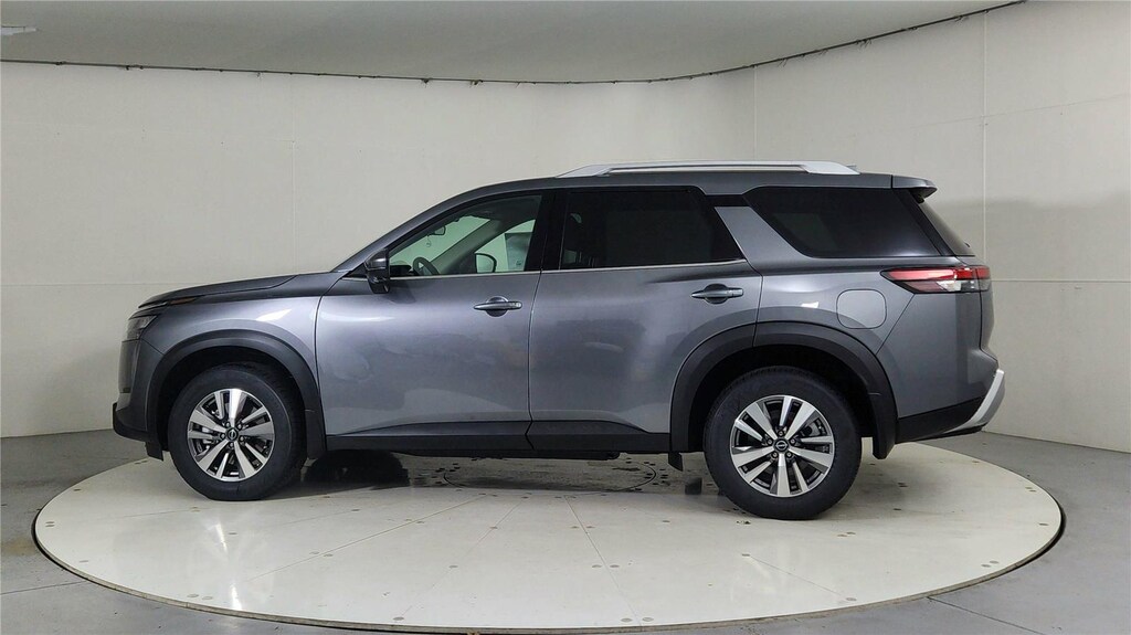 New 2025 Nissan Pathfinder SL SUV