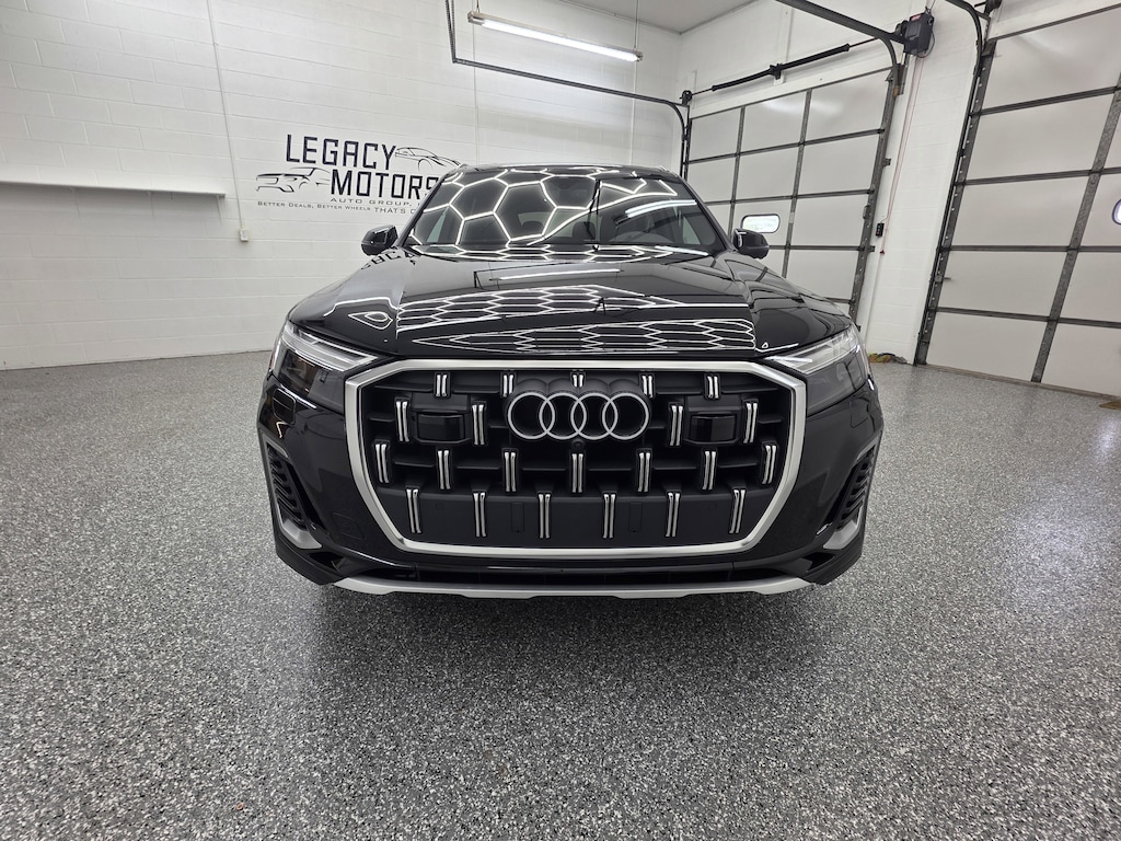 Used 2025 Audi Q7 55 Premium Plus SUV