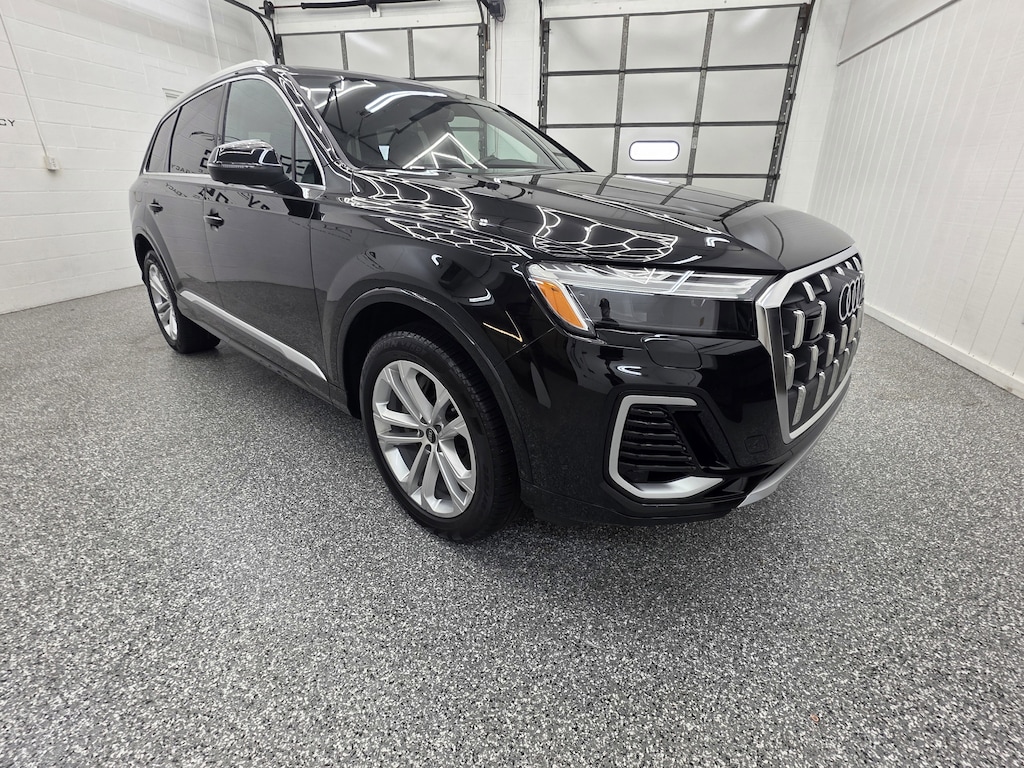 Used 2025 Audi Q7 55 Premium Plus SUV