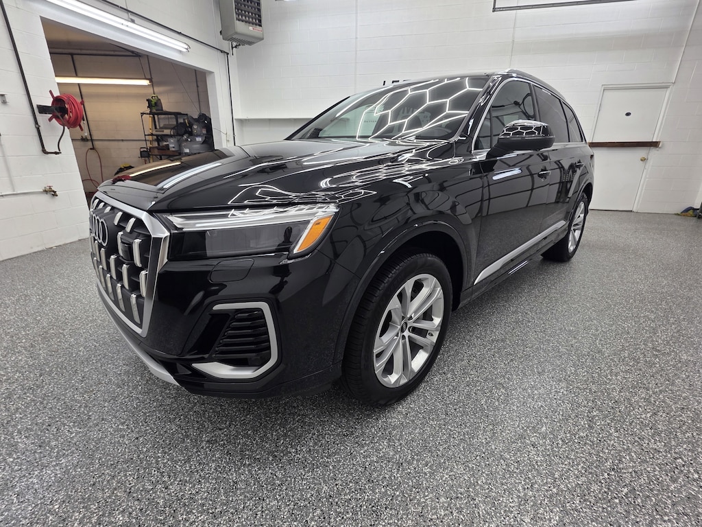 Used 2025 Audi Q7 55 Premium Plus SUV
