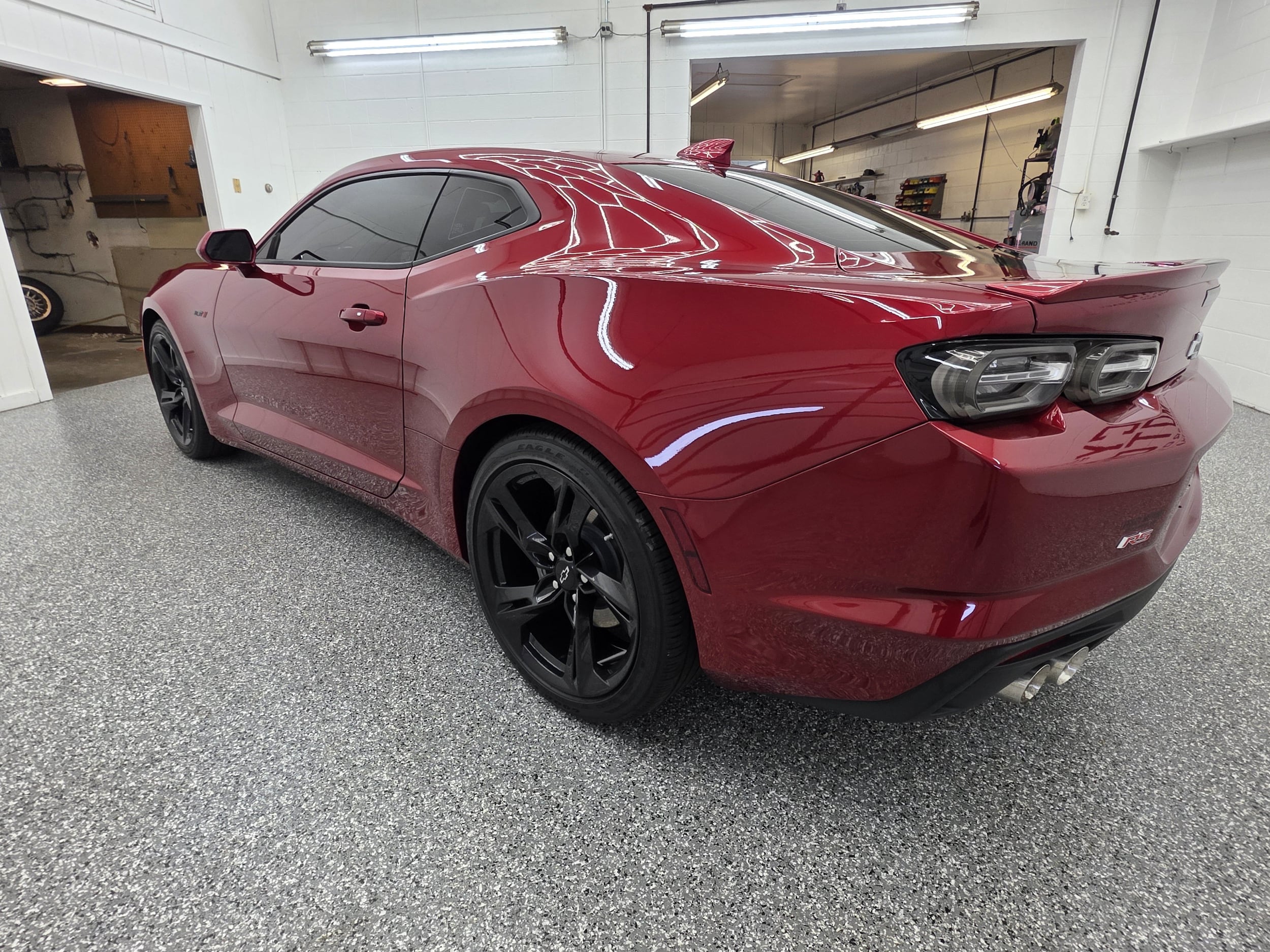 2022 Chevrolet Camaro LT1 - Photo 8
