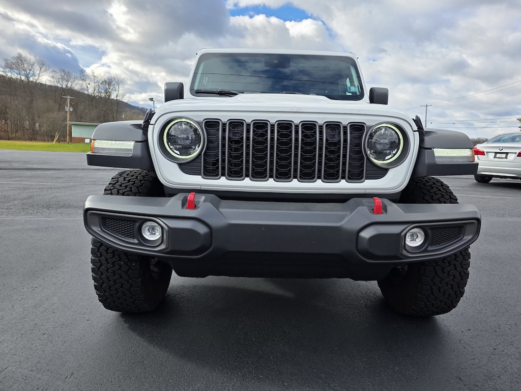 Used 2025 Jeep Wrangler Rubicon SUV