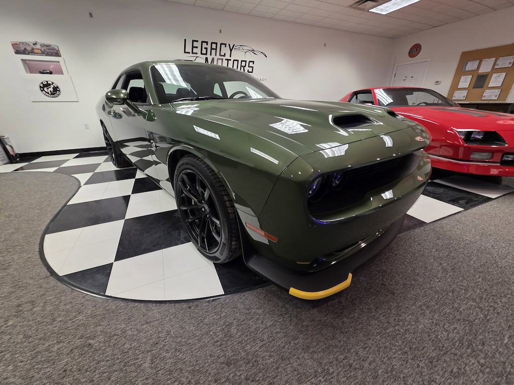 Used 2023 Dodge Challenger SRT Hellcat Coupe
