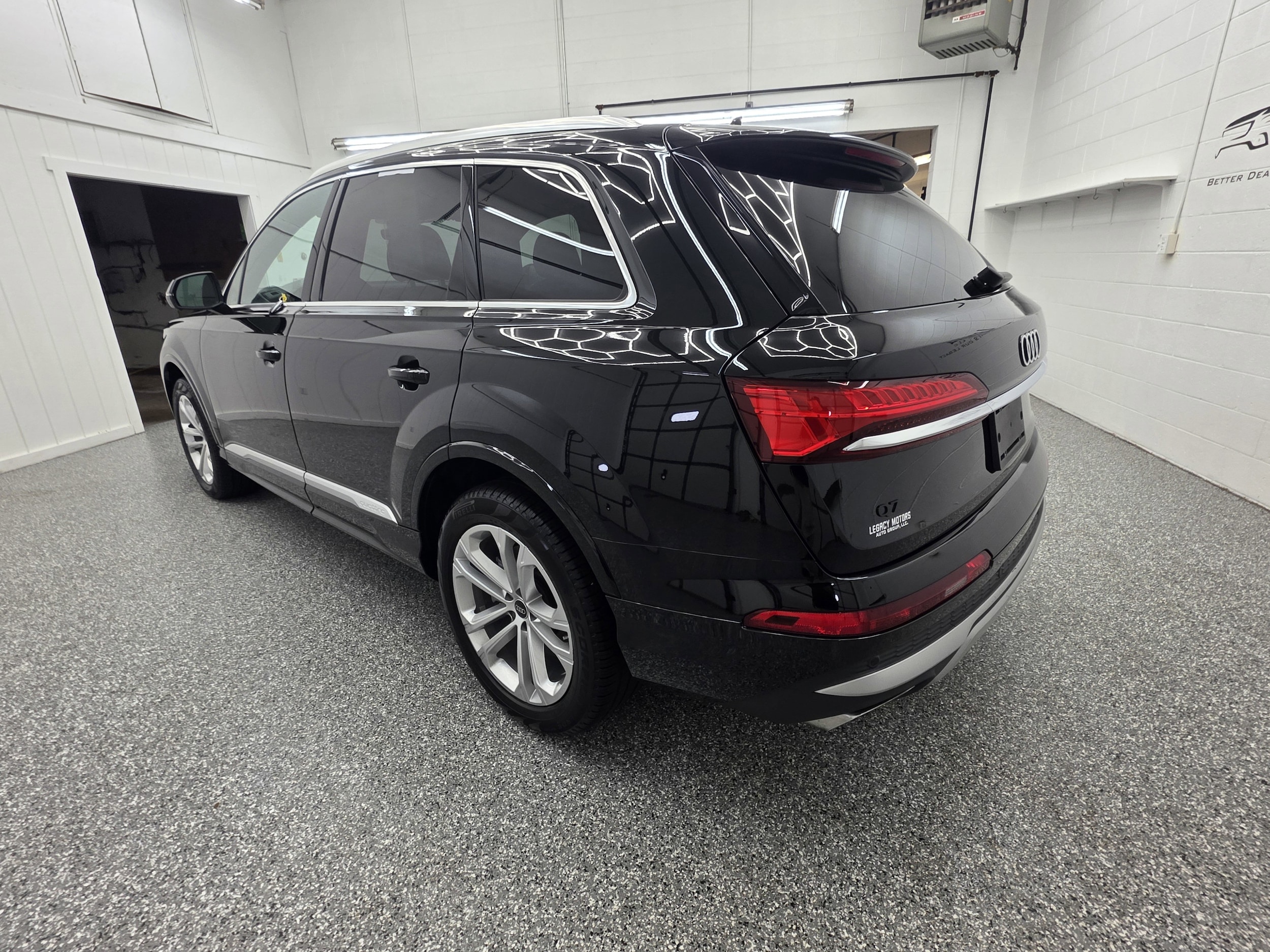 2025 Audi Q7 Premium Plus - Photo 9