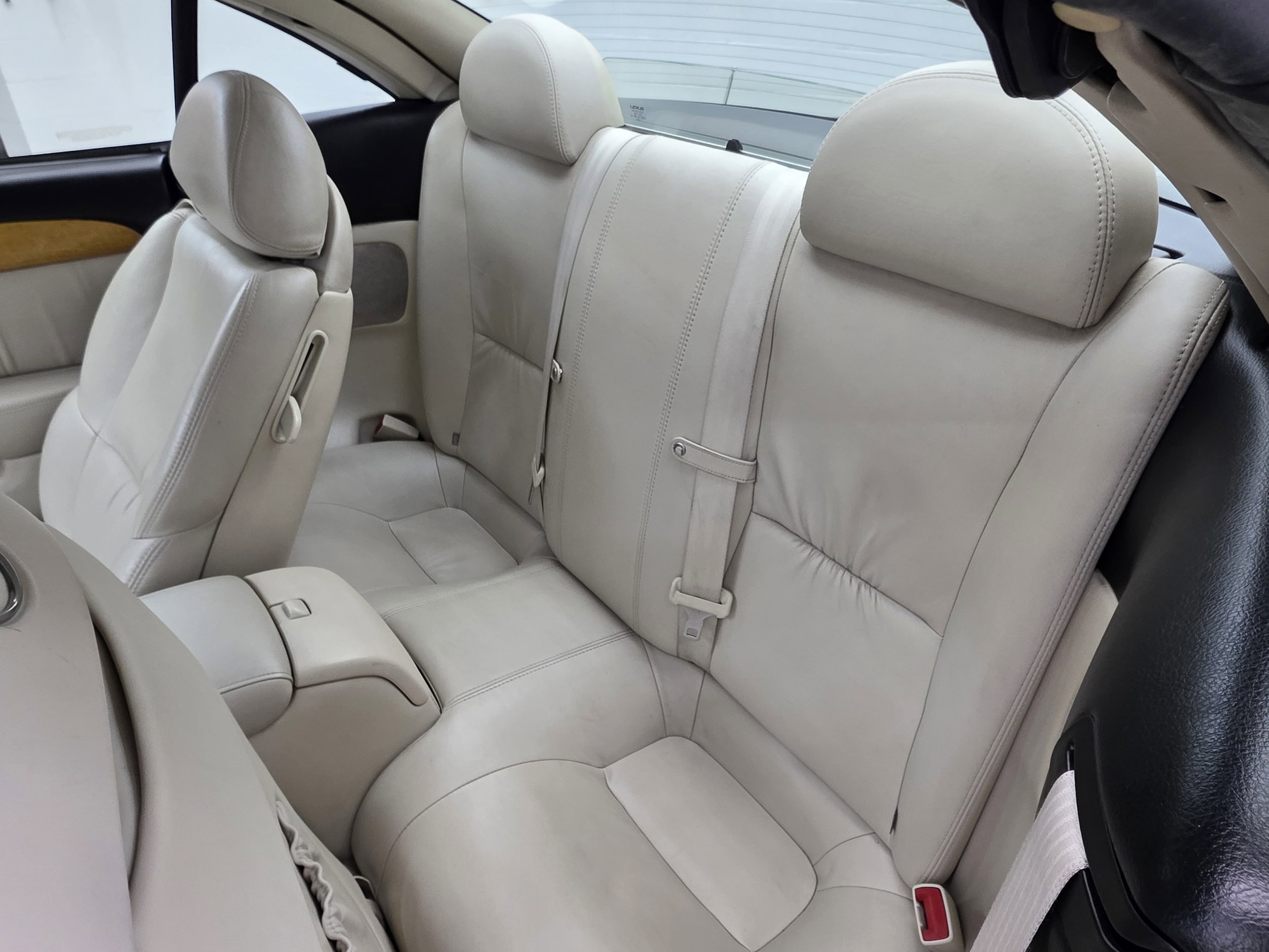 2002 Lexus SC 430 - Photo 16