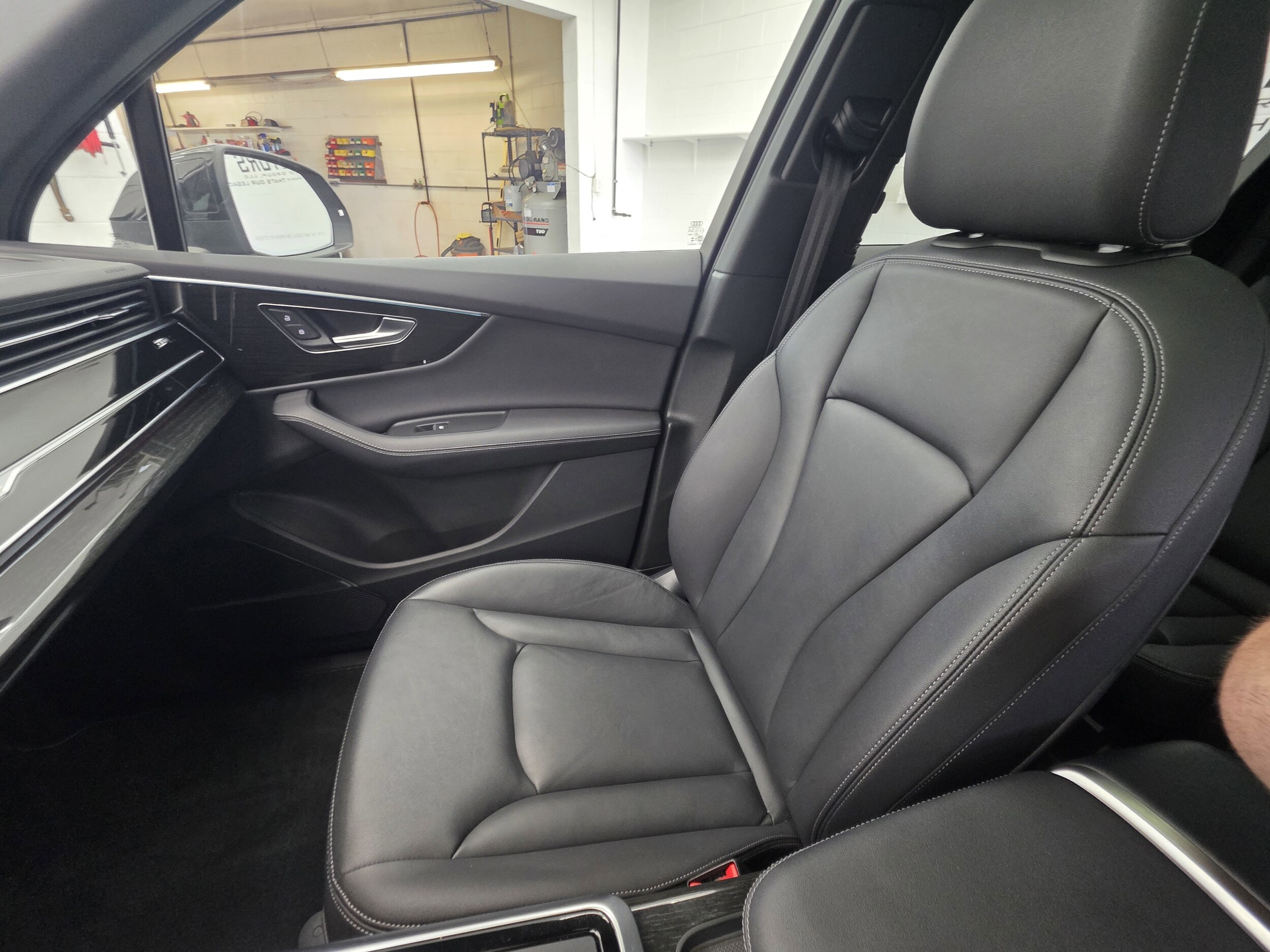 2025 Audi Q7 Premium Plus - Photo 15