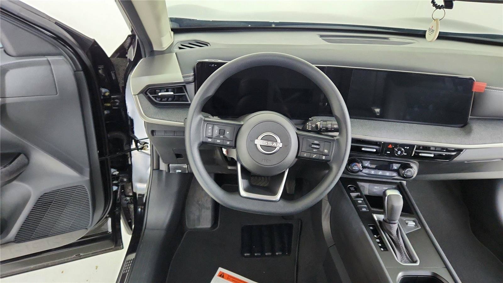 2026 Nissan KICKS SV AWD - Photo 18