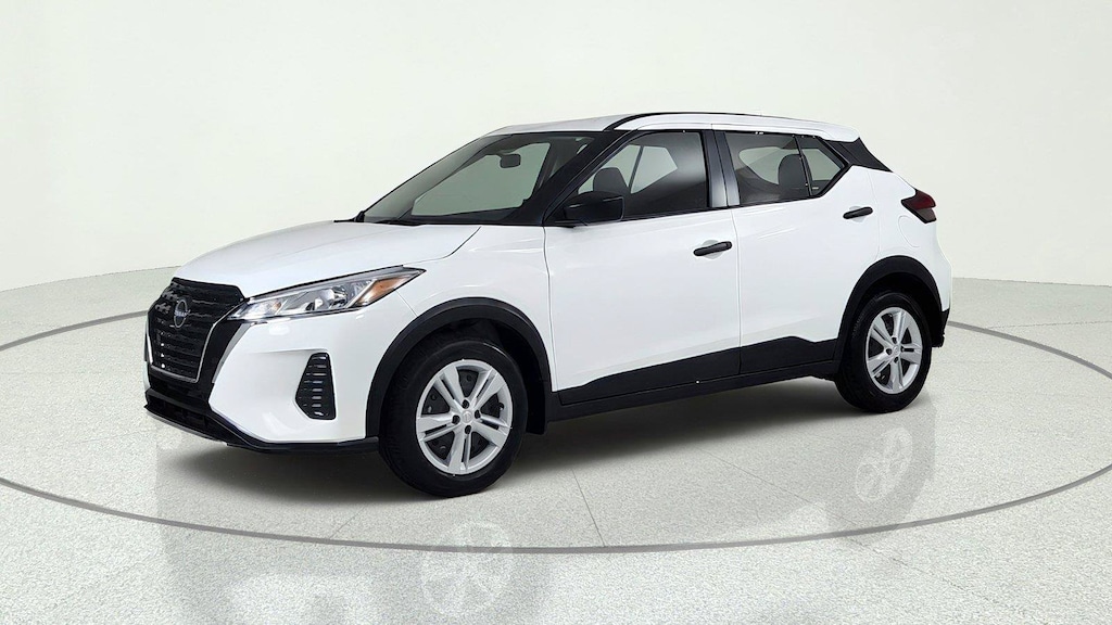 Certified 2025 Nissan Kicks Play S S FWD