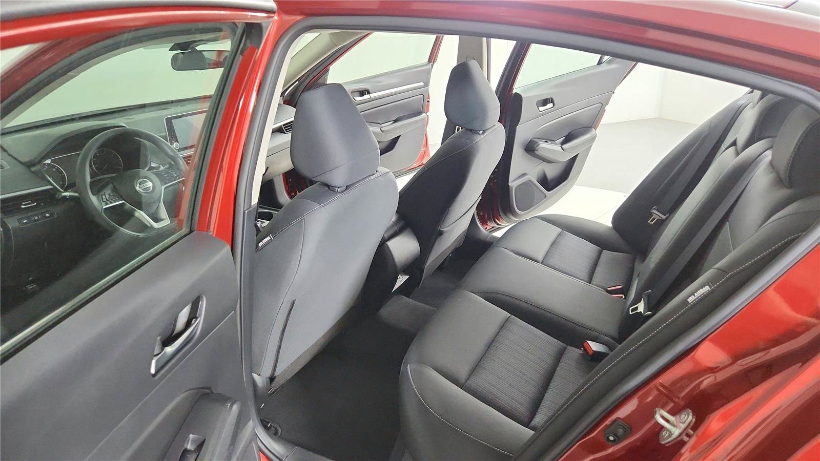 2022 Nissan Altima SV - Photo 16