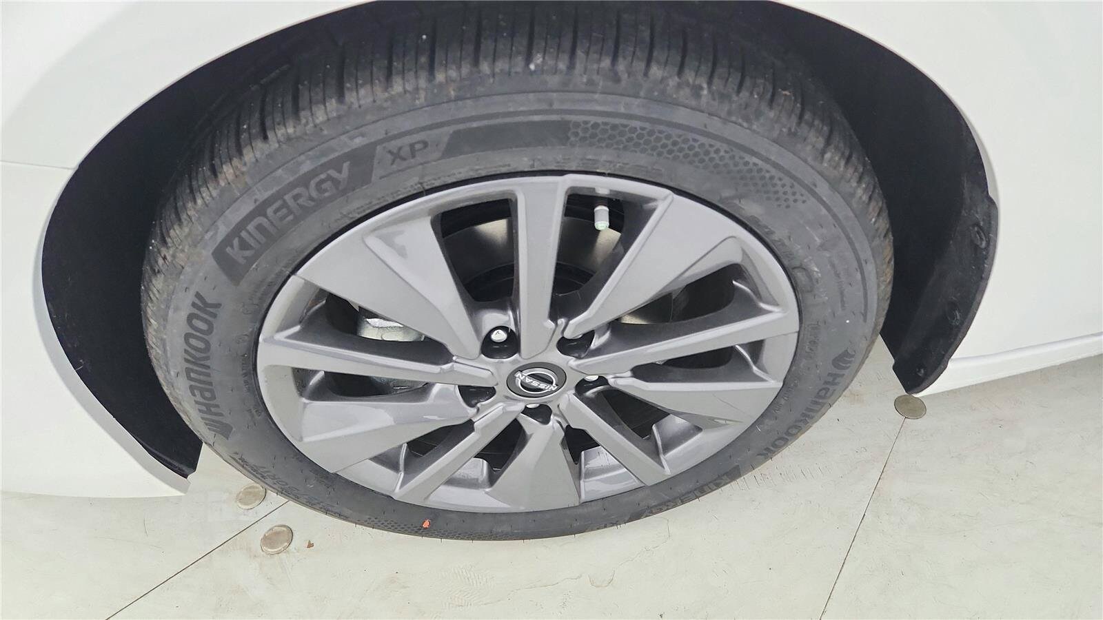 2026 Nissan Sentra SL - Photo 16
