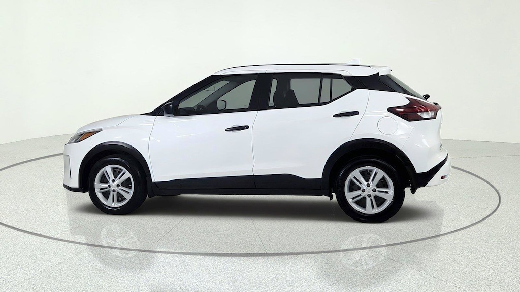 Certified 2025 Nissan Kicks Play S S FWD