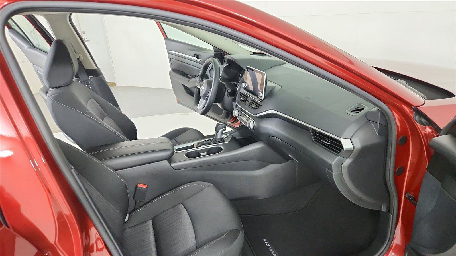 2022 Nissan Altima SV - Photo 19
