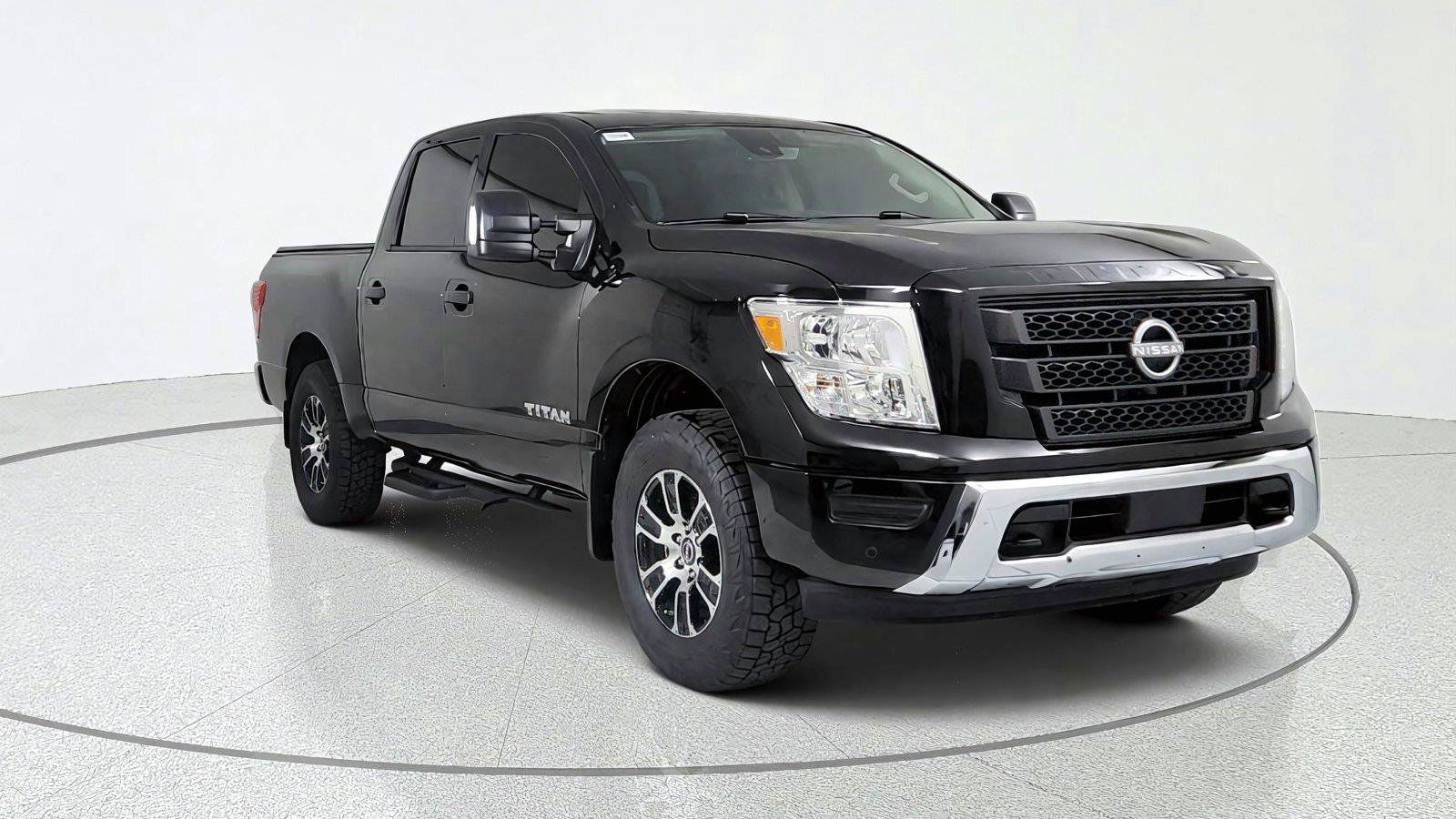 2024 Nissan Titan SV