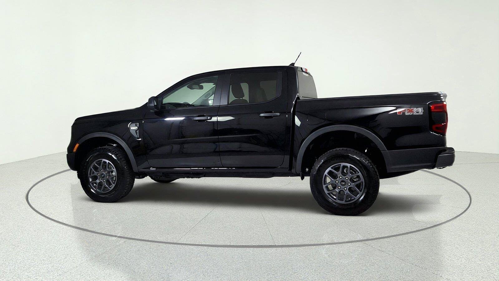 2025 Ford Ranger XLT - Photo 4