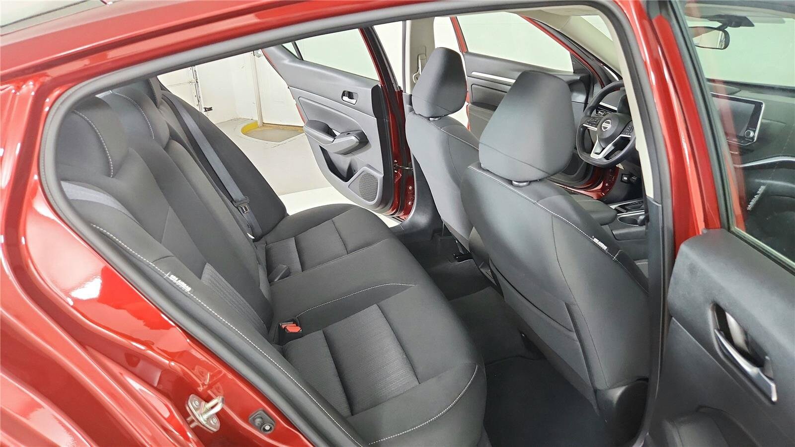2022 Nissan Altima SV - Photo 18