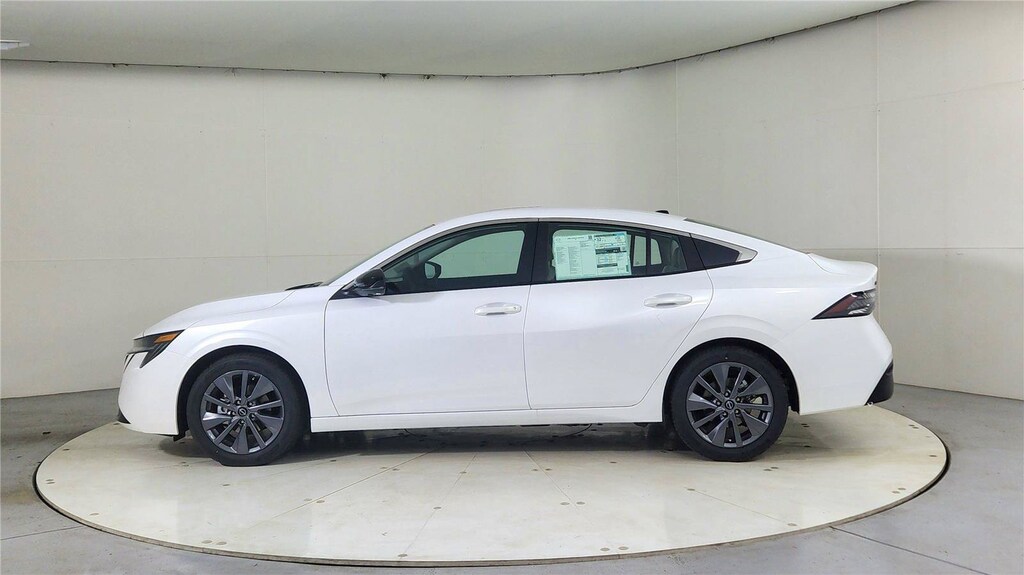New 2026 Nissan Sentra SL Sedan