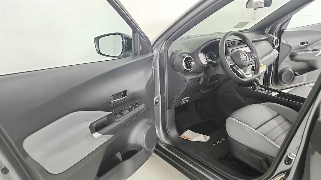Certified 2024 Nissan Kicks SR SR FWD