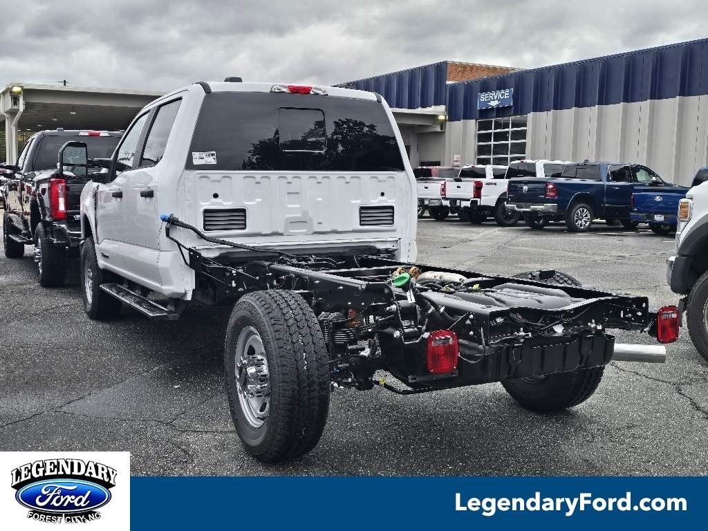 New 2026 Ford F-350 Chassis XL Truck Crew Cab