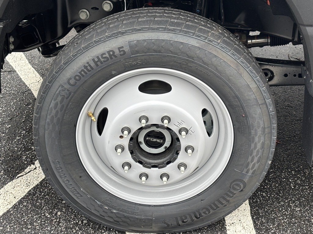 New 2026 Ford F-450 Chassis XL Truck Crew Cab