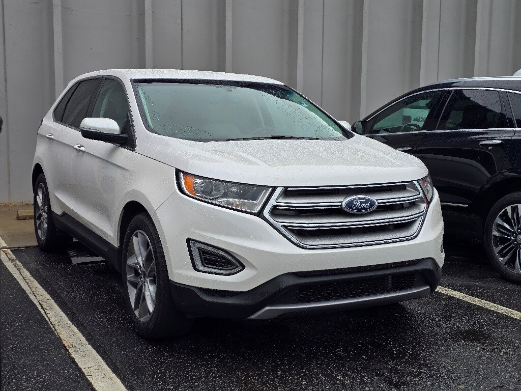 2015 Ford Edge Titanium photo 3