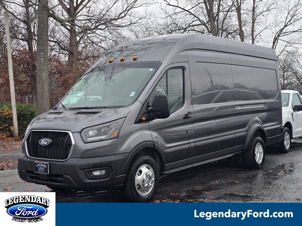 2026 Ford Transit Van Base's photo