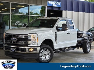 2025 Ford F-350 Chassis XL Truck Super Cab