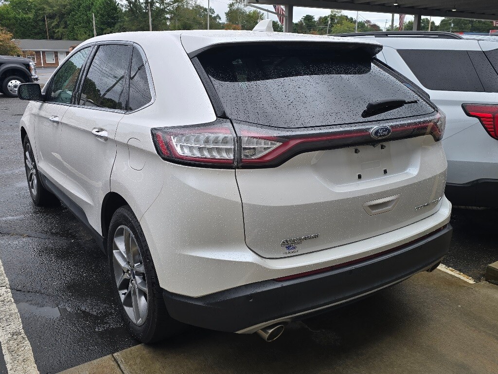 2015 Ford Edge Titanium photo 4