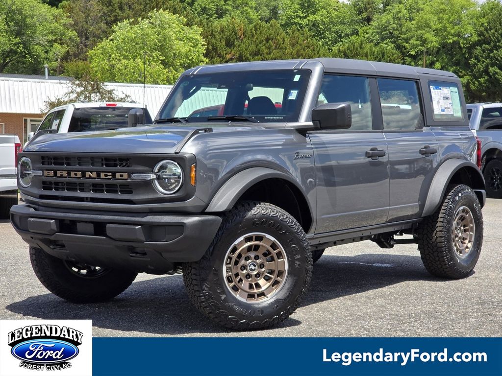 2026 Ford Bronco Base 4x4's photo