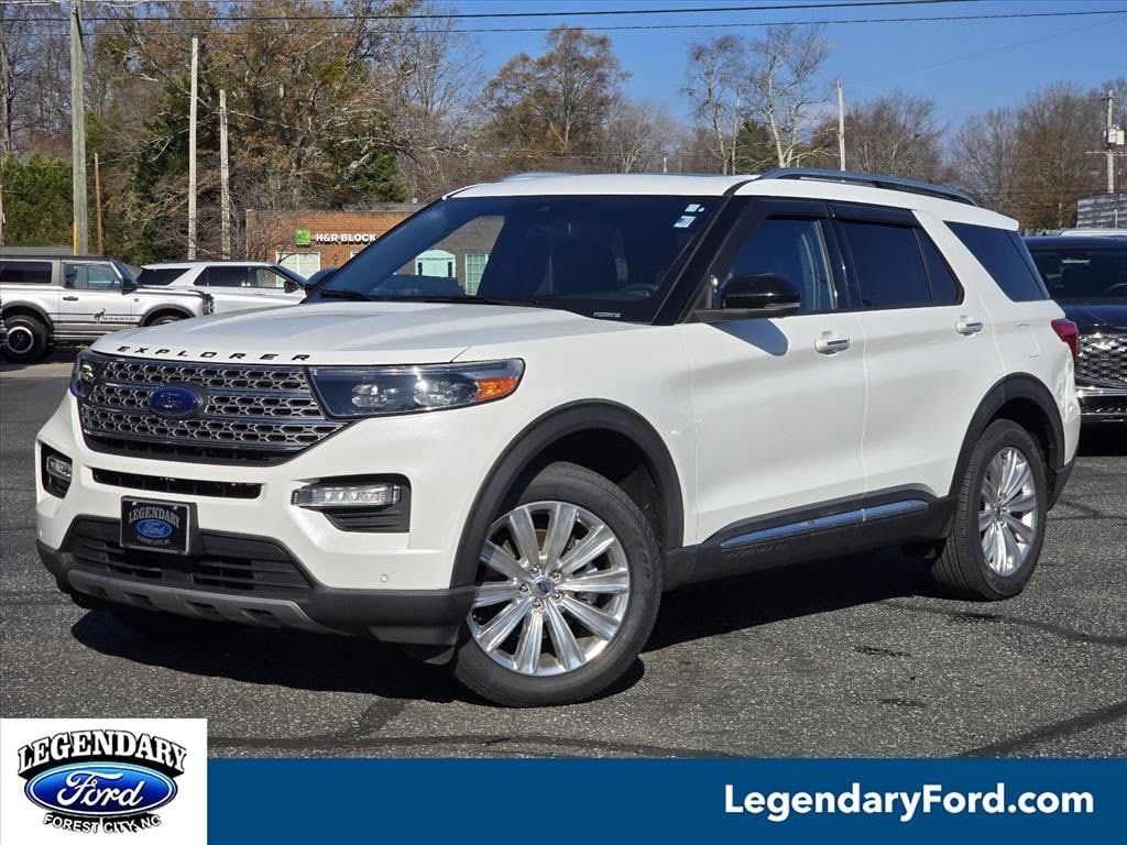 2020 Ford Explorer Limited's photo