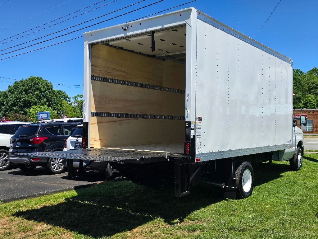 2026 Ford E-Series Cutaway Base - Photo 25