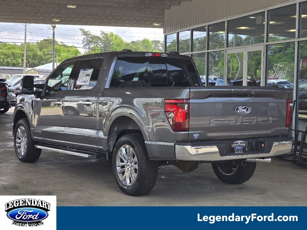 2025 Ford F-150 XLT photo 2