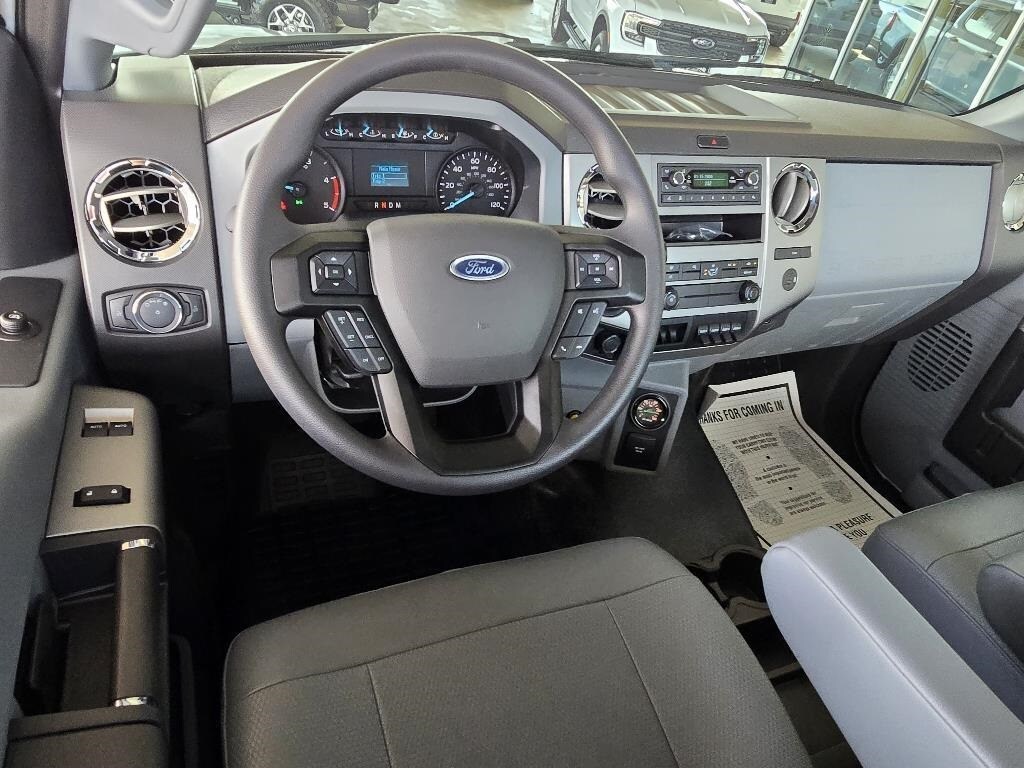 2026 Ford F-750 Base photo 3