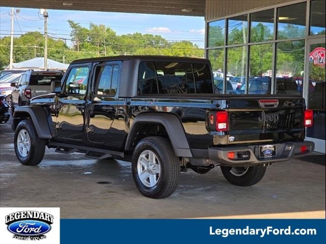 Used 2020 Jeep Gladiator Sport S with VIN 1C6HJTAG4LL154492 for sale in Forest City, NC