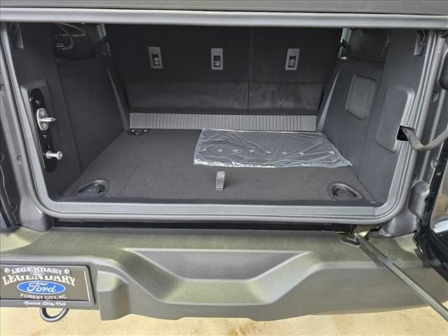 2025 Ford Bronco 4-Door Base - Photo 25