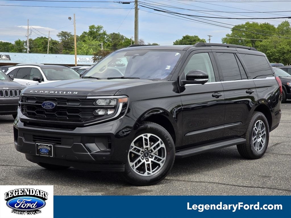 Used 2025 Ford Expedition Active SUV
