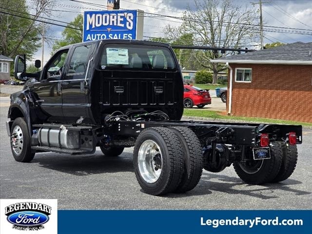 2026 Ford F-750 Base Crew Cab photo 2