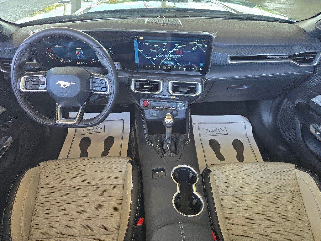 2025 Ford Mustang EcoBoost Premium Convertible photo 3