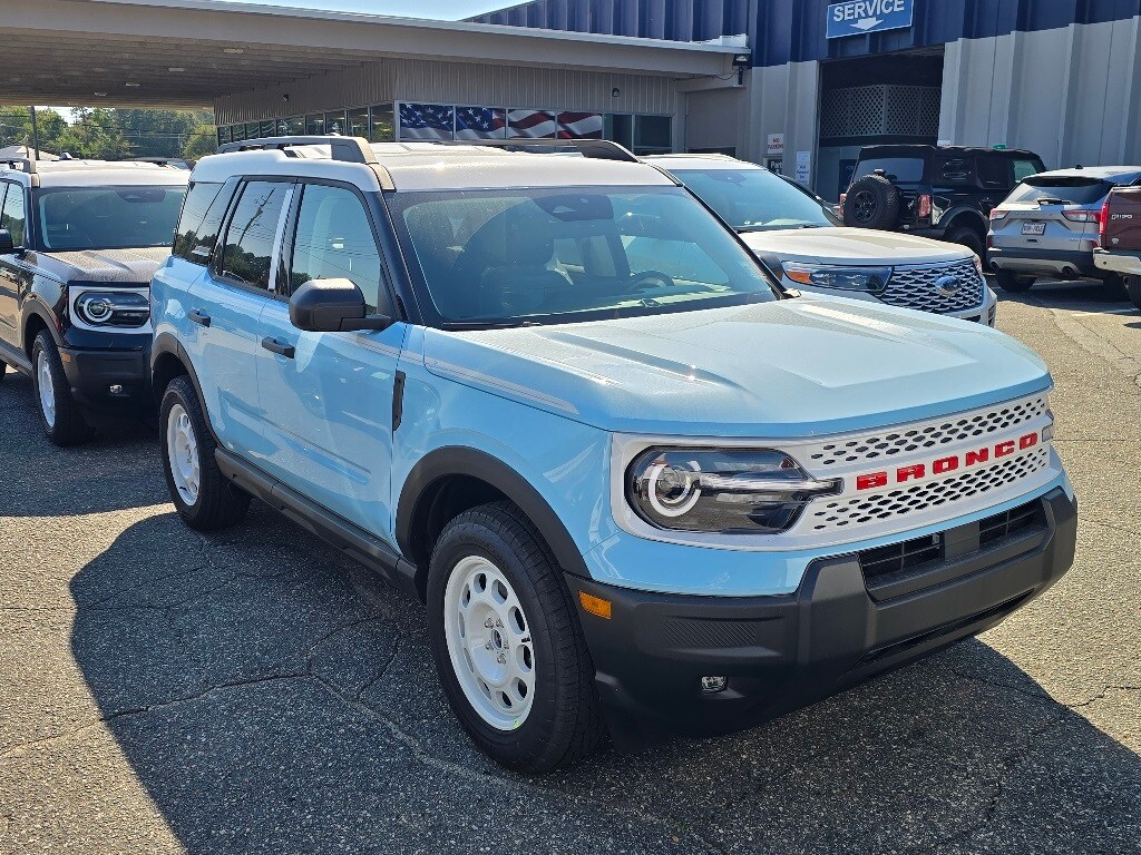 2025 Ford Bronco Sport Heritage photo 3