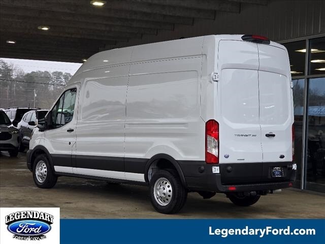 2024 Ford Transit photo 2