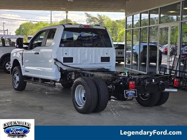 2025 Ford F-350 XL photo 2