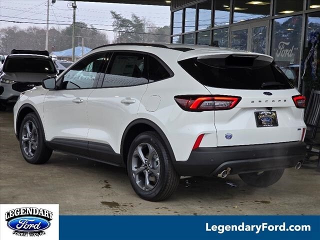 2025 Ford Escape ST-Line photo 2