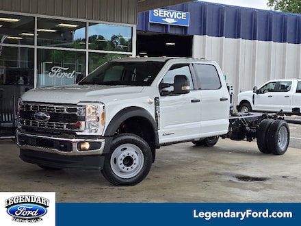2025 Ford F-450SD XLT Truck Crew Cab
