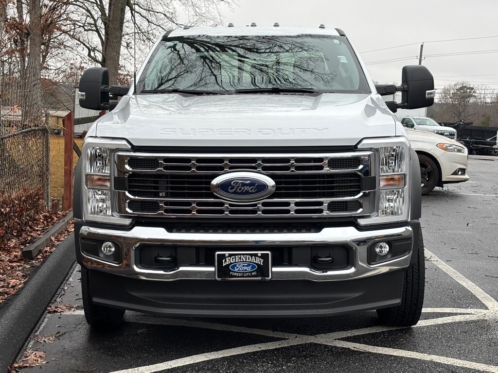 New 2026 Ford F-450 Chassis XL Truck Crew Cab