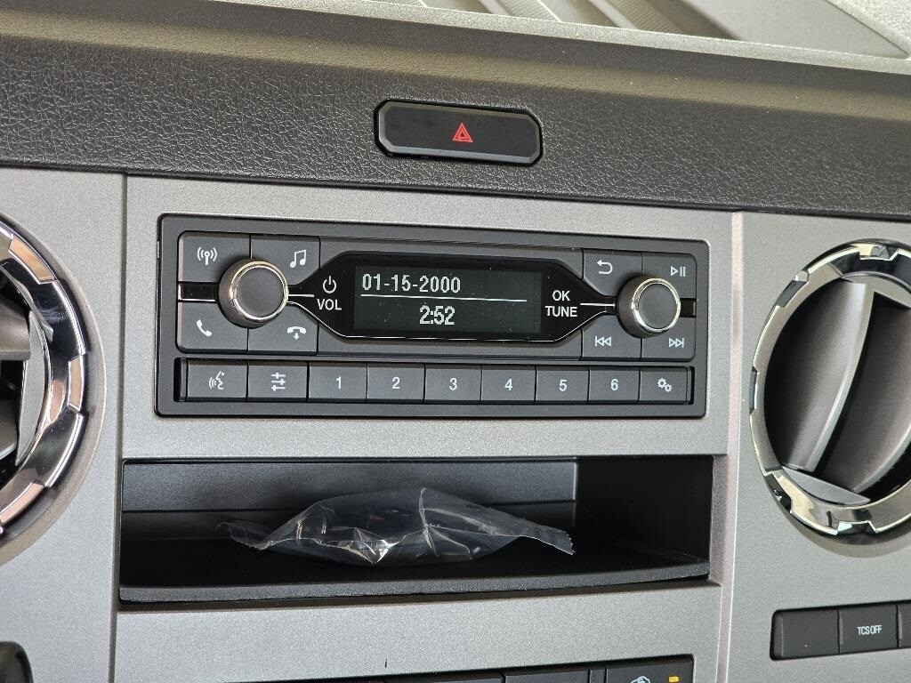 2026 Ford F-750 Base photo 4